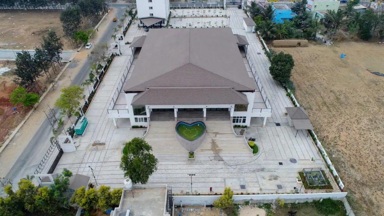 Vistar Pavithra Vivaha Convention Hall Jigani Dış mekan fotoğraf